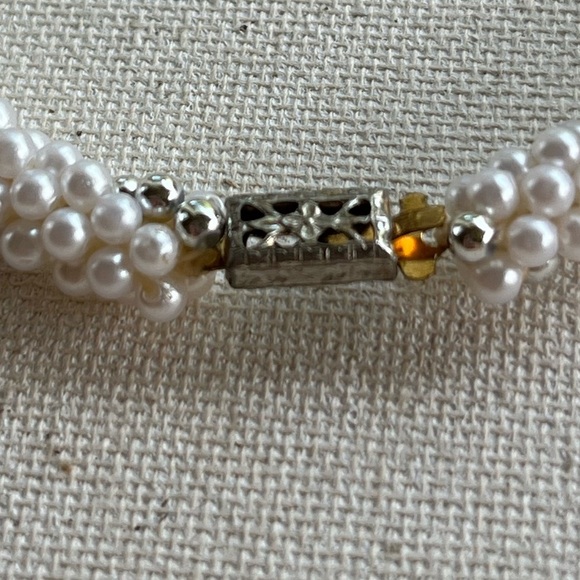 Vintage White & Silver Beaded Twist Necklace – Elegant Braided Design - Picture 3 of 4